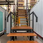 Oyo 673 Nice Sleep Box Hotel