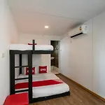 Oyo 673 Nice Sleep Box Hotel