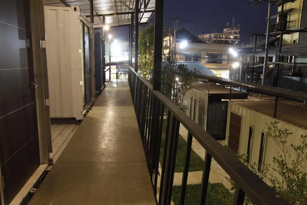 Hotel Oyo 673 Nice Sleep Box 2*